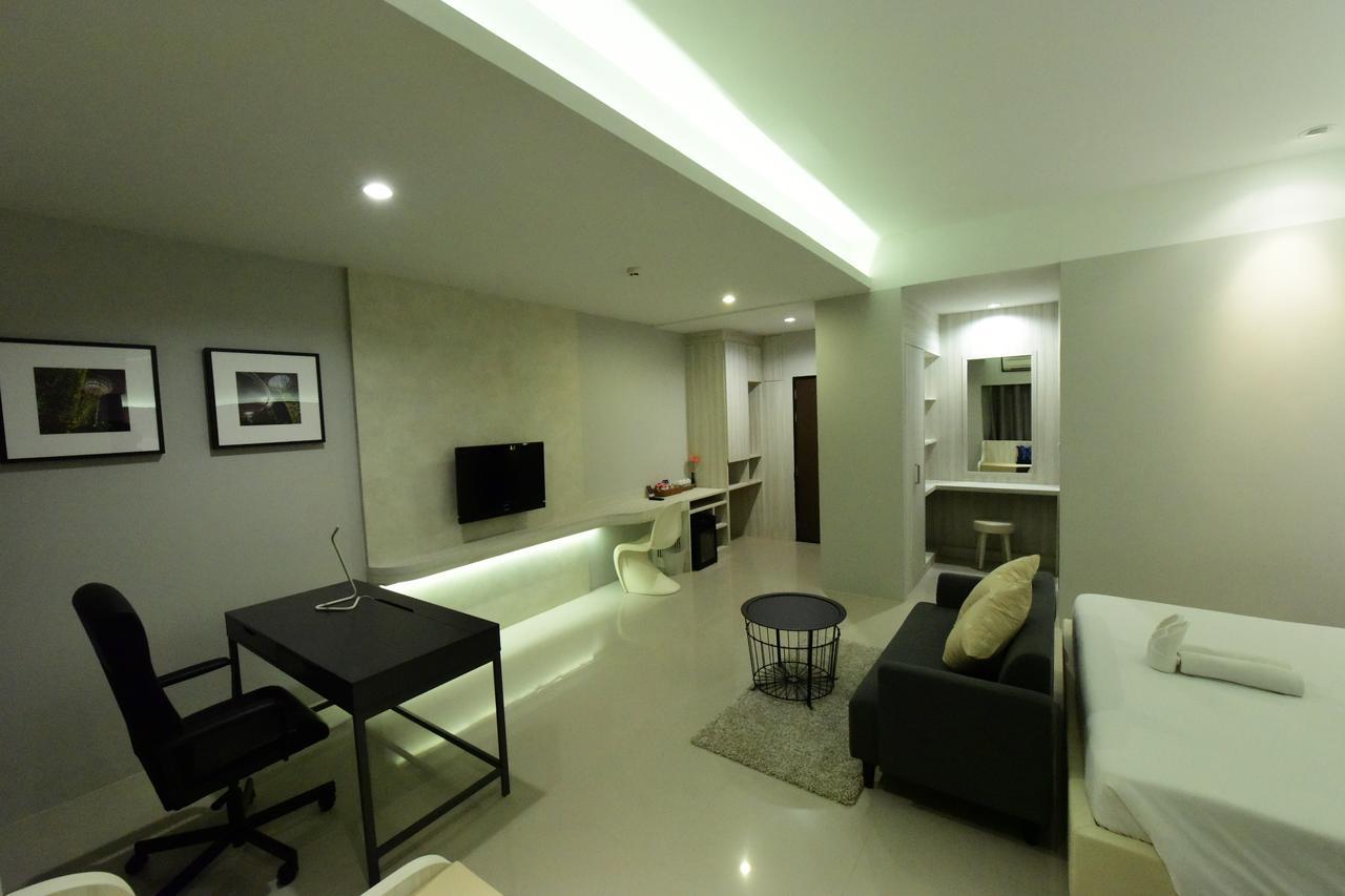 Trendy Hotel Nakhon Pathom Exterior photo