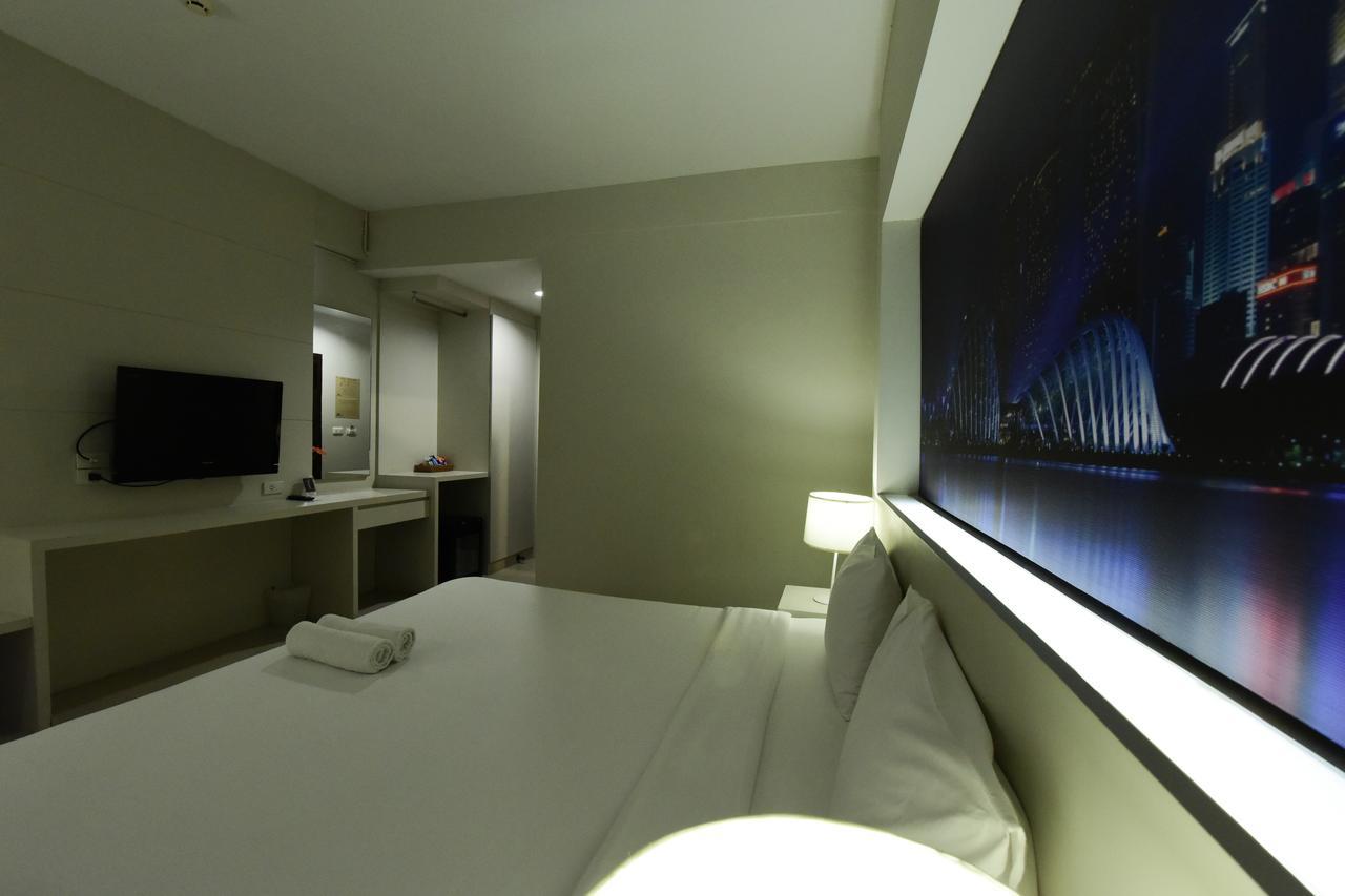 Trendy Hotel Nakhon Pathom Exterior photo