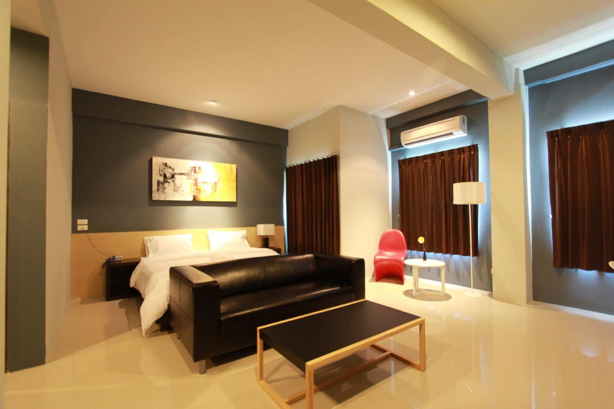 Trendy Hotel Nakhon Pathom Exterior photo